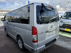 トヨタ ハイエースバン