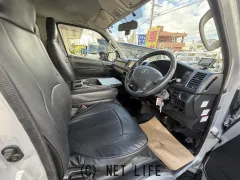 トヨタ ハイエースバン