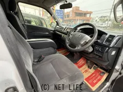 トヨタ ハイエースバン