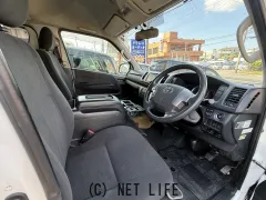 トヨタ ハイエースバン