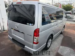 トヨタ ハイエースバン