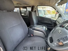 トヨタ ハイエースバン