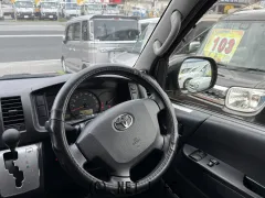 トヨタ ハイエースバン