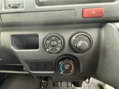 トヨタ ハイエースバン