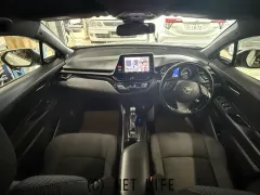 トヨタ C-HR