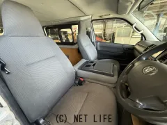 トヨタ ハイエースバン