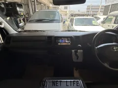 トヨタ ハイエースバン