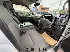 トヨタ ハイエースバン