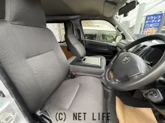 トヨタ ハイエースバン