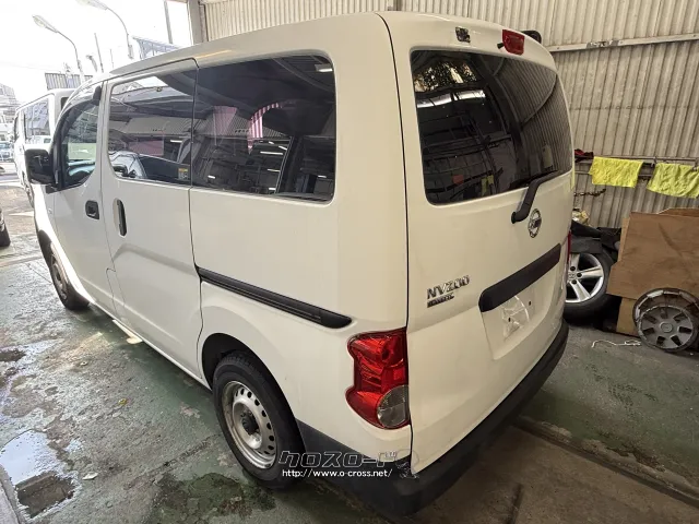 日産 NV200バネットバン