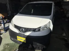 日産 NV200バネットバン