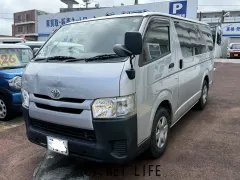 トヨタ ハイエースバン
