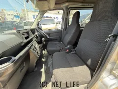 ダイハツ ハイゼットカーゴ