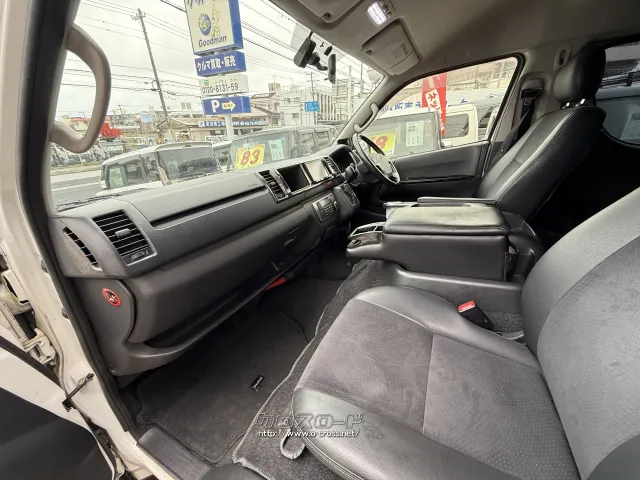 トヨタ ハイエースバン