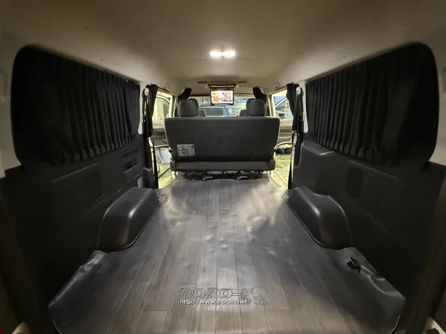 トヨタ ハイエースバン