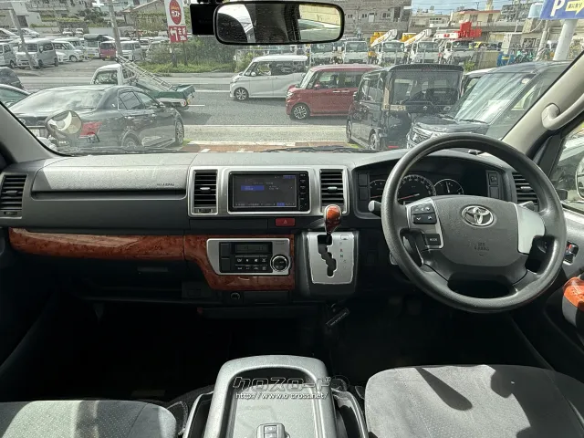 トヨタ ハイエースバン