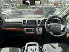 トヨタ ハイエースバン