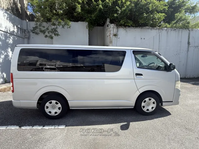 トヨタ ハイエースバン