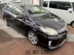 トヨタ プリウス