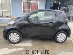 トヨタ iQ