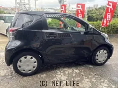 トヨタ iQ