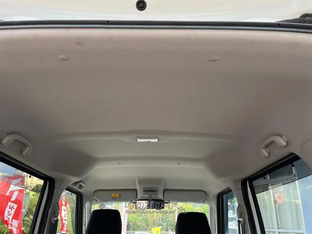 『TOTAL CAR SHOP FEEL』は、外装WAXかけ&内装クリーニングでピカピカ納車宣言!!☆★☆詳細は『FEEL』の元気なスタッフまで → 0078-6042-5806☆★☆ スズキ スペーシア
