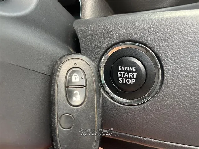 『TOTAL CAR SHOP FEEL』はナビ・オーディオも販売しております。 お気に入りの一台を見つけて下さい! ☆★☆詳細は『FEEL』の元気なスタッフまで →0078-6042-5806☆★☆ スズキ スペーシア