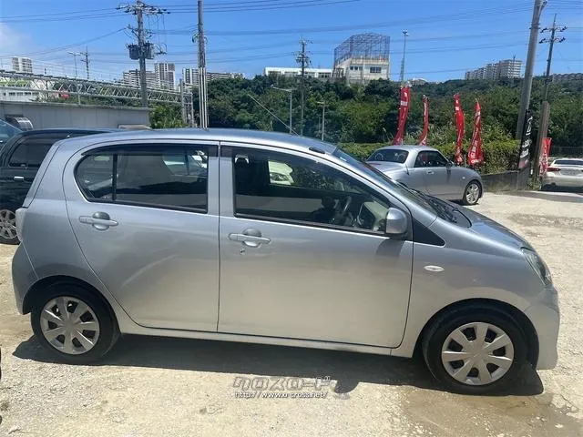 ダイハツ ミライース