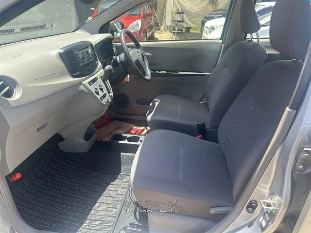 ダイハツ ミライース