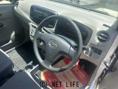 ダイハツ ミライース