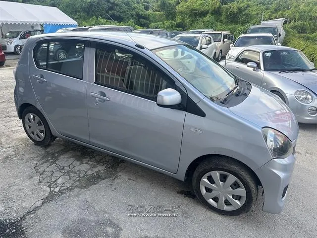 ダイハツ ミライース