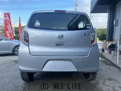 ダイハツ ミライース