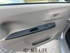 ダイハツ ミライース