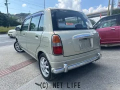 ダイハツ ミラジーノ