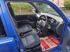 光岡自動車 レイ