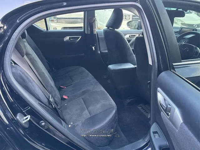 『TOTAL CAR SHOP FEEL』は、納車前にしっかり点検・整備!オイルやエレメント等も交換後、納車します!! ☆★☆詳細は『FEEL』の元気なスタッフまで→0078-6042-5806☆★☆ レクサス CT