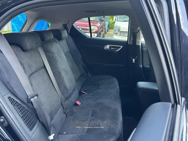 『TOTAL CAR SHOP FEEL』はナビ・オーディオも販売しております。 お気に入りの一台を見つけて下さい! ☆★☆詳細は『FEEL』の元気なスタッフまで →0078-6042-5806☆★☆ レクサス CT