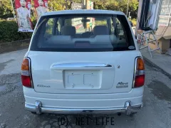 ダイハツ ミラジーノ