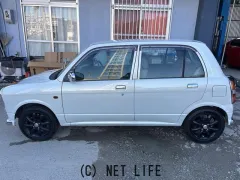 ダイハツ ミラジーノ
