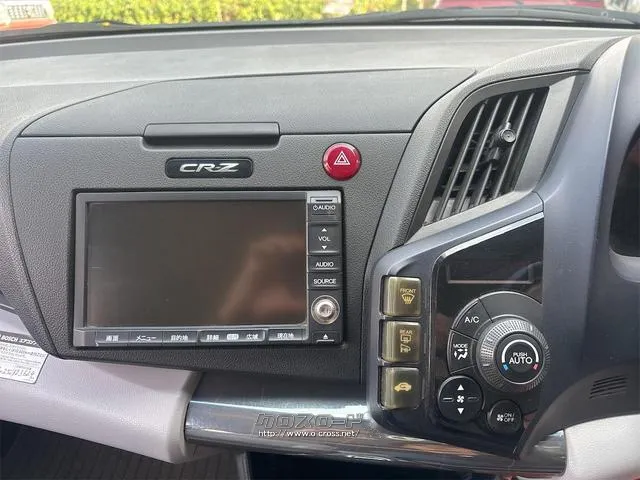 『TOTAL CAR SHOP FEEL』は、良質な買取車が続々入荷中!掲載以外にもありますので、ぜひ一度覗いてみて下さい!☆詳細は『FEEL』の元気なスタッフまで→0078-6042-5806☆ ホンダ CR-Z