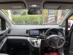 トヨタ アイシス