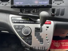 トヨタ アイシス