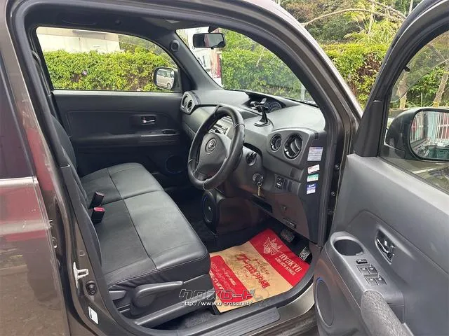 『TOTAL CAR SHOP FEEL』は、外装WAXかけ&内装クリーニングでピカピカ納車宣言!!☆★☆詳細は『FEEL』の元気なスタッフまで → 0078-6042-5806☆★☆ トヨタ bB