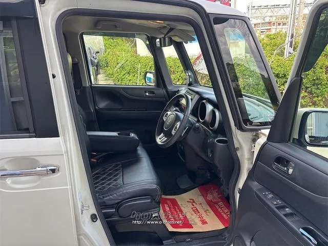 『TOTAL CAR SHOP FEEL』は、ハンドルカバーやアクセサリー、ホイール等の販売も充実!お客様のカーライフをサポート☆詳細は『FEEL』の元気なスタッフまで→0078-6042-5806☆ ホンダ N-BOX