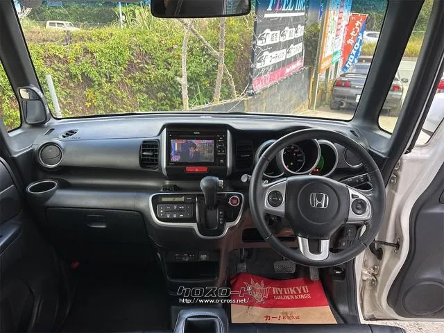 『TOTAL CAR SHOP FEEL』は、全国のオークション会場と提携しております。店舗に無いお車でもお気軽にご相談下さい!☆詳細は『FEEL』の元気なスタッフまで→0078-6042-5806☆ ホンダ N-BOX