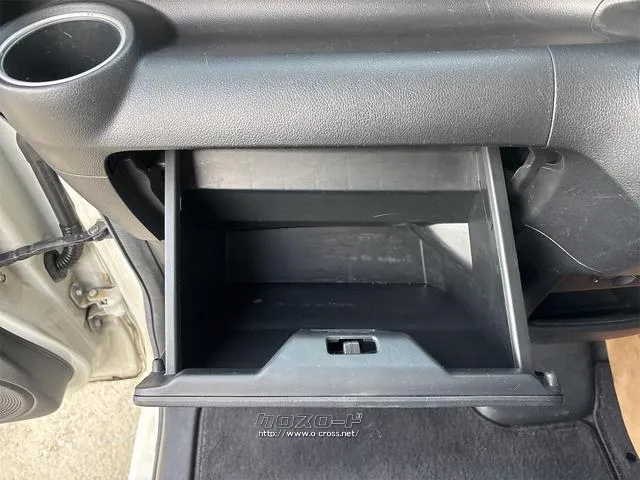 『TOTAL CAR SHOP FEEL』は、良質な買取車が続々入荷中!掲載以外にもありますので、ぜひ一度覗いてみて下さい!☆詳細は『FEEL』の元気なスタッフまで→0078-6042-5806☆ ホンダ N-BOX
