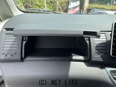 トヨタ アイシス