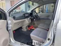 ダイハツ ミライース