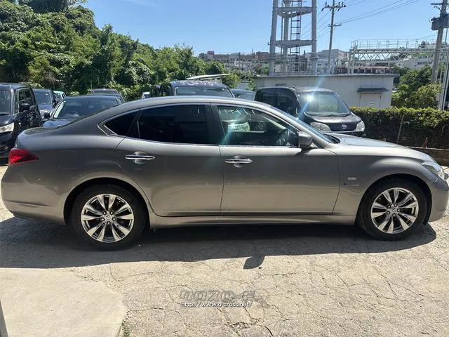 『TOTAL CAR SHOP FEEL』なら整備も板金塗装もお任せください!お客様のカーライフを充実サポート!!☆★☆詳細は『FEEL』の元気なスタッフまで → 0078-6042-5806☆★☆ 日産 フーガハイブリッド