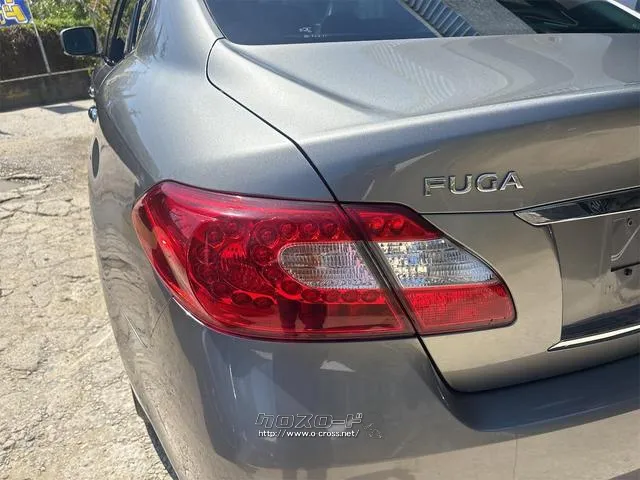 『TOTAL CAR SHOP FEEL』は、外装WAXかけ&内装クリーニングでピカピカ納車宣言!!☆★☆詳細は『FEEL』の元気なスタッフまで → 0078-6042-5806☆★☆ 日産 フーガハイブリッド